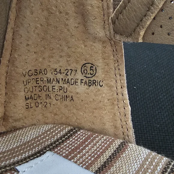 Very G size 6.5 sandals - Picture 4 of 5